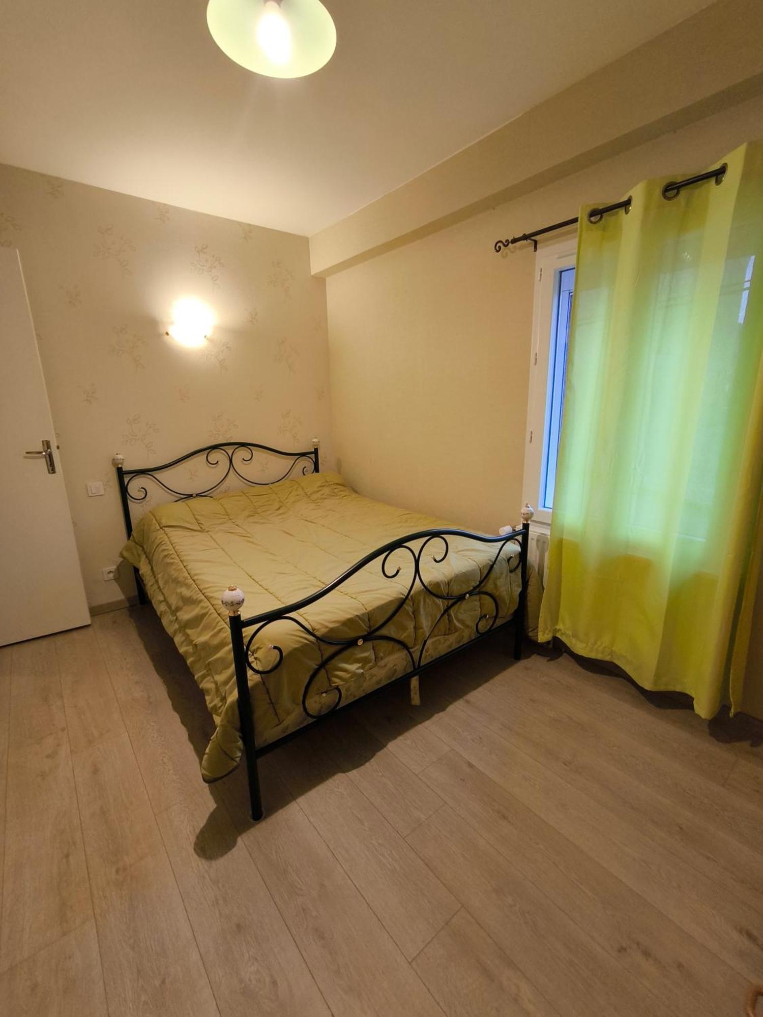 Maison Au Pied De La Vielle Du Puy En Velay * Le Puy-en-Velay